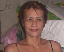 Gloria Obias, Filipina searching for a man